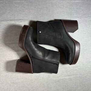 Lucky Brand Black Ankle Booties with Brown Stacked Heel